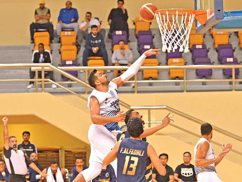 الحميدي يسجل في سلة برقان