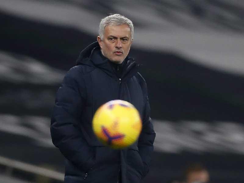 مدرب توتنهام هوتسبير جوزيه مورينيو