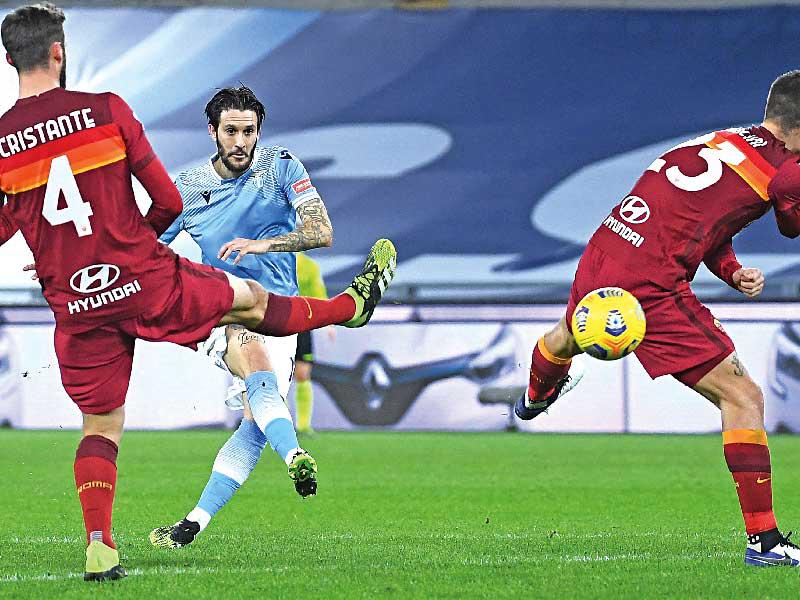 لويس ألبيرتو نجم لاتسيو يسجل الهدف الثالث