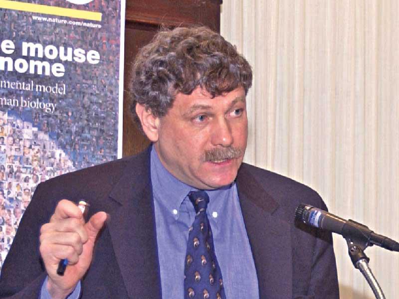 عالم الوراثة إيريك لاندر