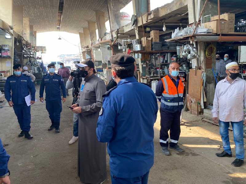 معاينة المخالفات في سوق الصفافير