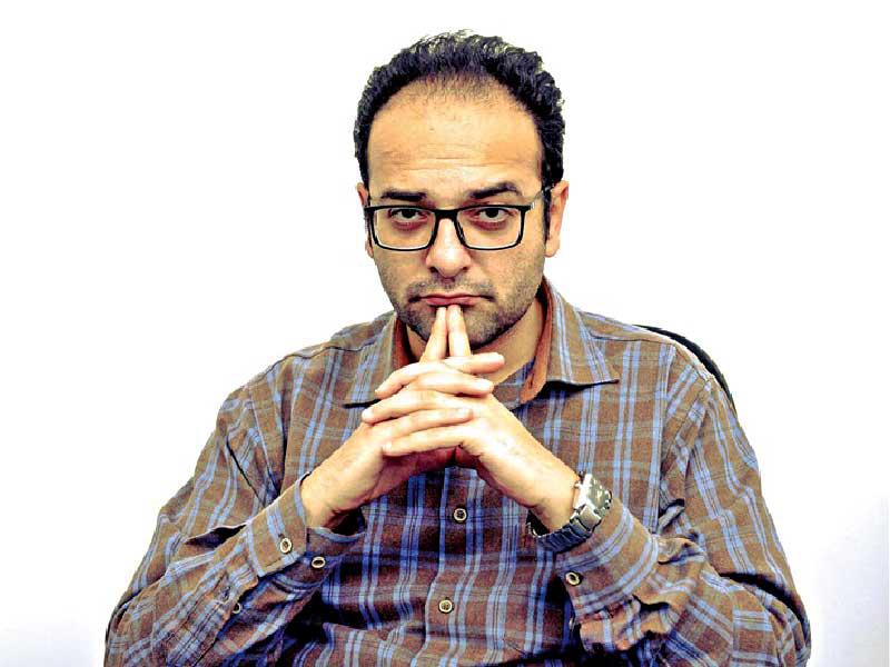 الروائي والمترجم يوسف نبيل