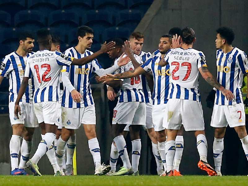 لاعبو نادي بورتو البرتغالي خلال مباراة سابقة