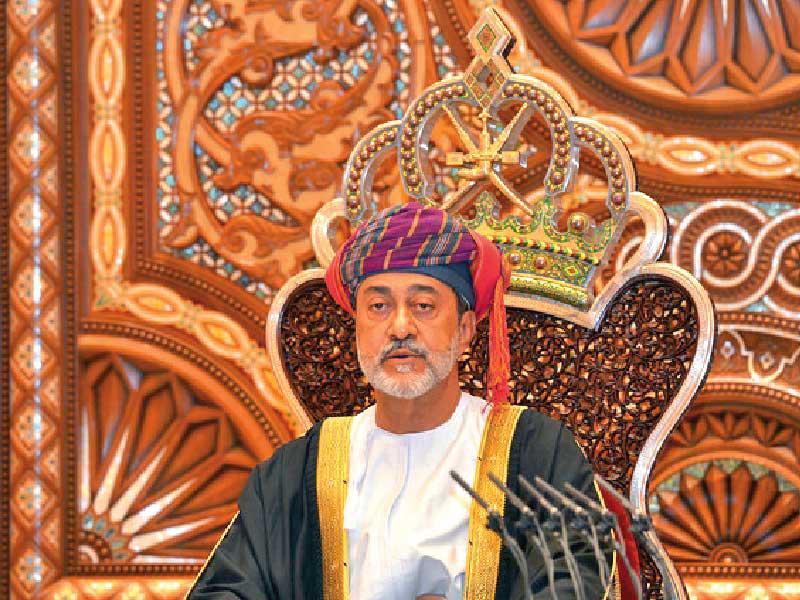 سلطان عمان هيثم بن طارق