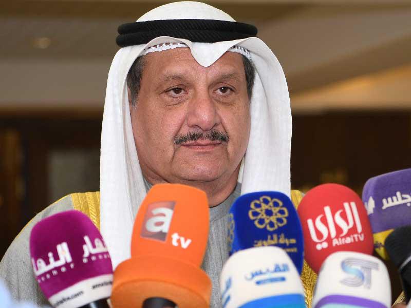  وزير الشؤون وزير الأوقاف عيسى الكندري 