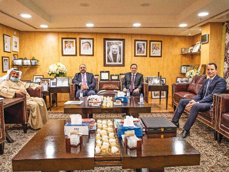 من اليمين أديب ديب وشادي أبو ضاهر وهادي هاشم وفيصل المطوع 