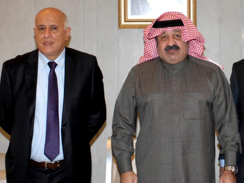 رئيسا اتحاد الكرة الشيخ أحمد اليوسف، والاتحاد الفلسطيني اللواء جبريل الرجوب