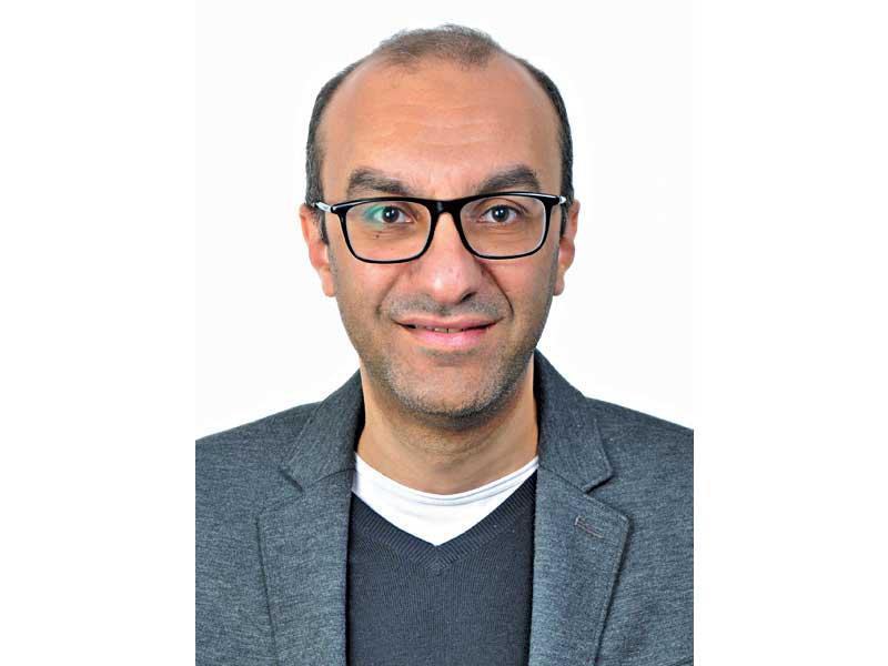  العميد المشارك لكلية الهندسة والعلوم التطبيقية (CEAS) في الجامعة الأميركية بالكويت (AUK) د. محمد العبد