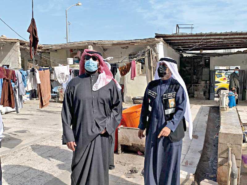 محافظ العاصمة خلال جولة بمنطقة شرق