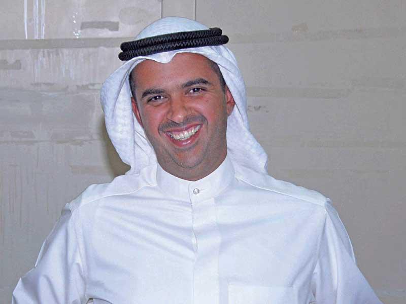 الكاتب عبدالله الملا 