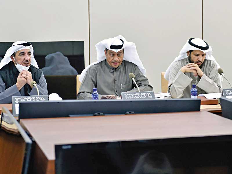  لجنة شؤون التعليم والثقافة والإرشاد البرلمانية في اجتماعها أمس