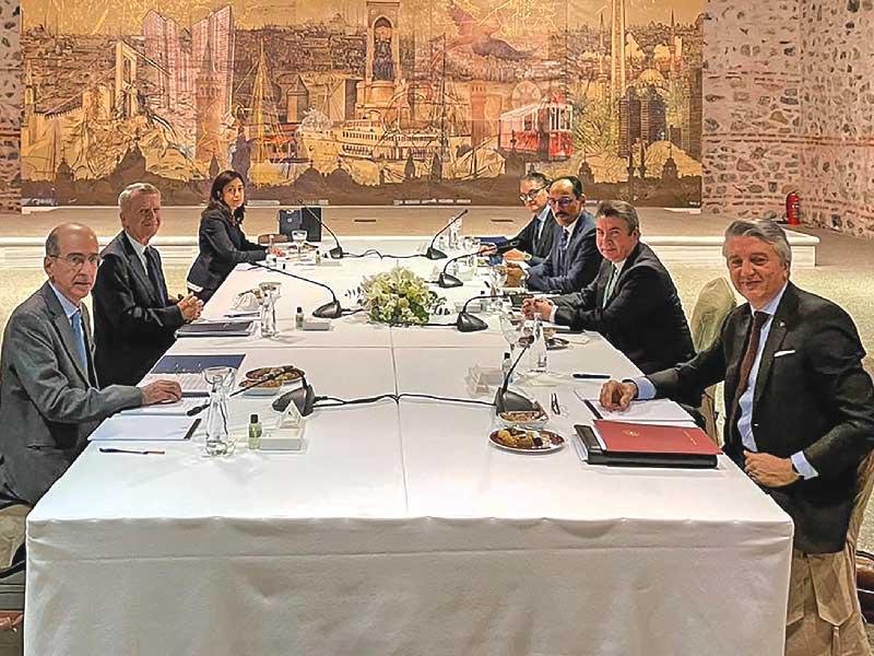 بدء المحادثات التركية اليونانية بشأن التنقيب 