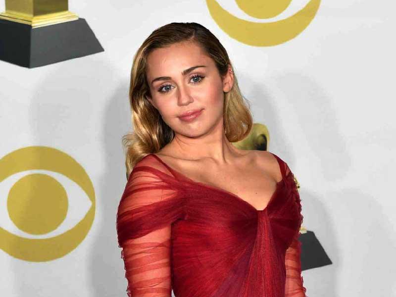 المغنية مايلي سايروس