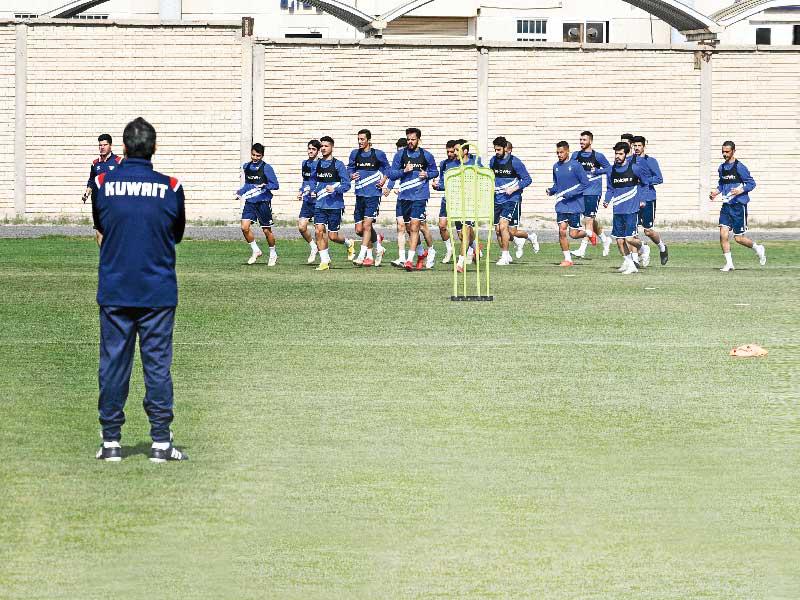 الأزرق خلال التمرين