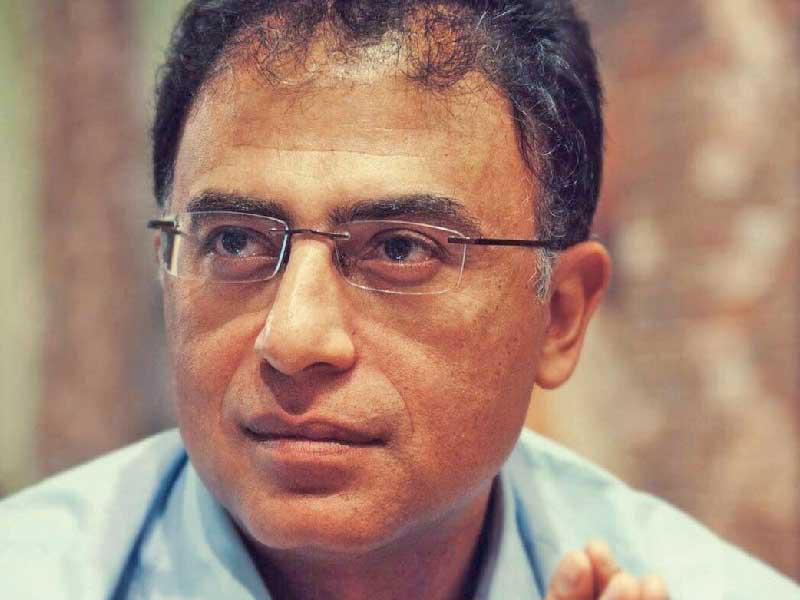 الأديب أشرف العشماوي