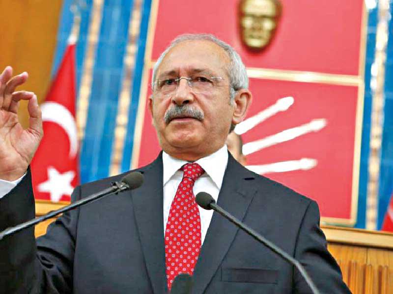 زعيم «حزب الشعب الجمهوري» التركي المعارض القومي العلماني كمال كليجدار أوغلو