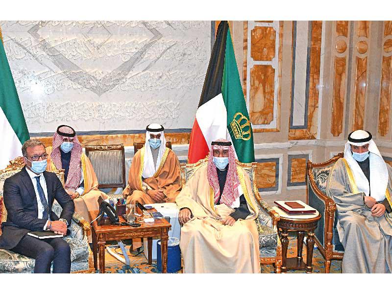 صاحب السمو أمير البلاد الشيخ نواف الأحمد مستقبلا رئيس الاتحاد البرلماني الدولي أمس