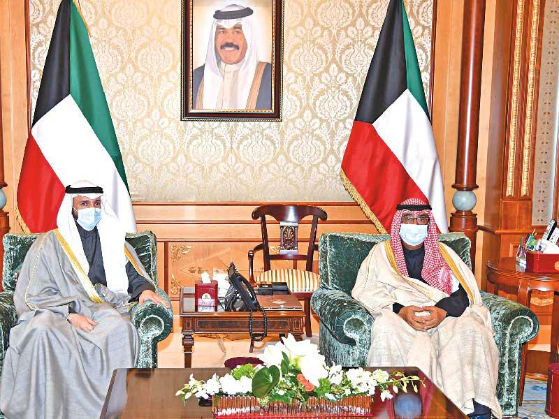 سمو ولي العهد الشيخ مشعل الأحمد مستقبلاً رئيس مجلس الأمة مرزوق الغانم أمس