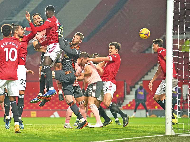 جانب من مباراة مان يونايتد وشيفيلد