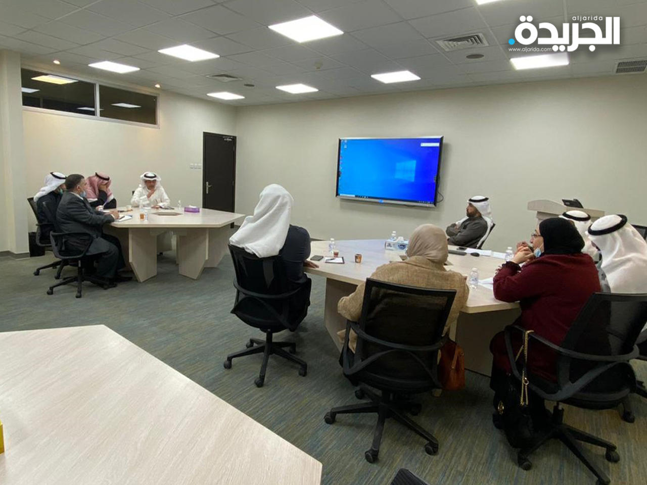 جانب من اجتماع لجنة الإفراجات