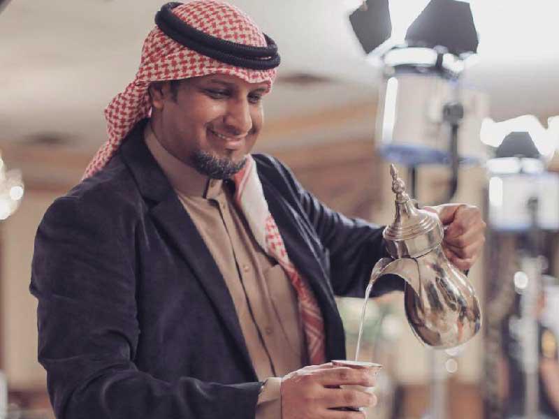 الفنان خالد العجيرب