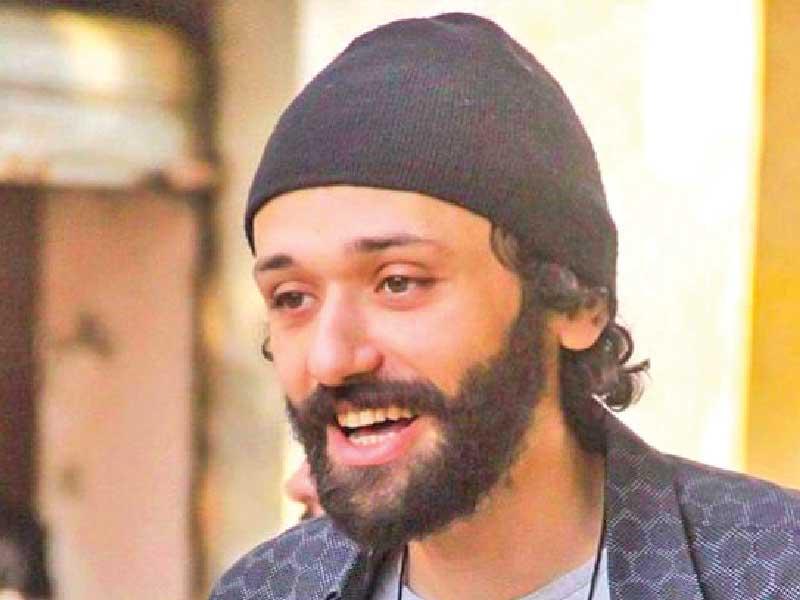 الفنان كريم محمود عبدالعزيز