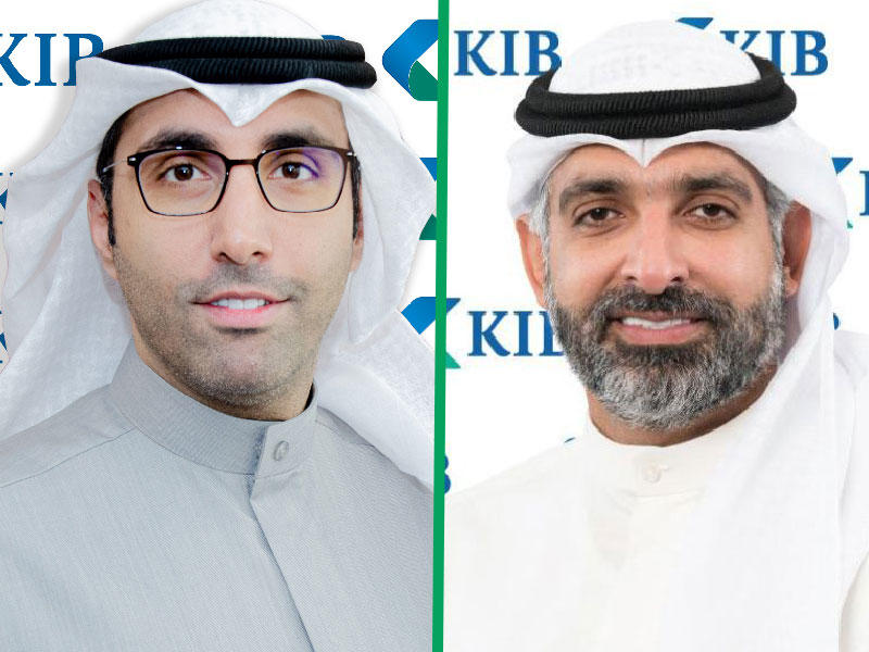 المدير العام للخدمات المصرفية للأفراد في البنك، عثمان توفيقي - مساعد المدير العام للعمليات في إدارة خدمات الأعمال فهد البدر