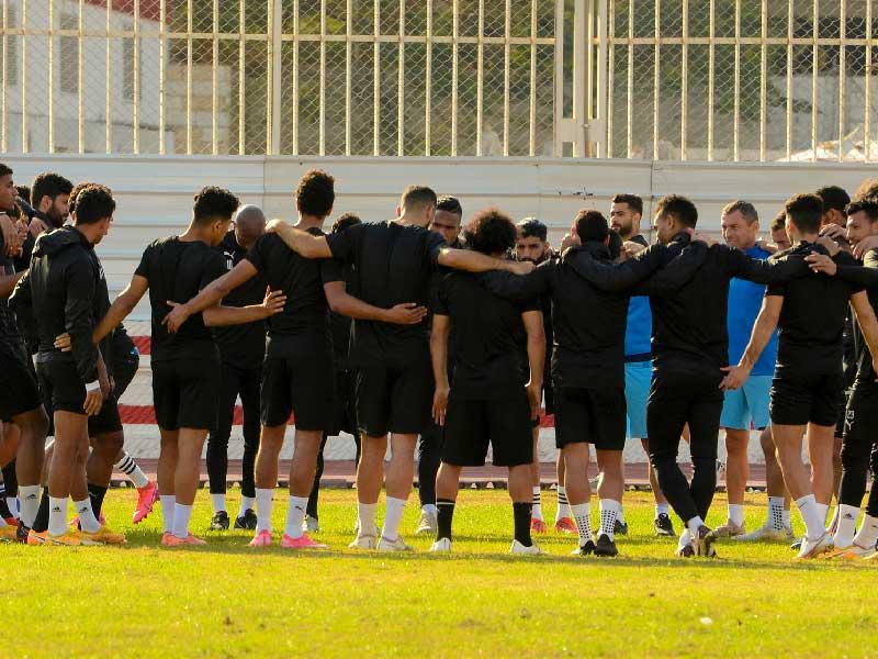  الفريق الكروي الأول بنادي الزمالك