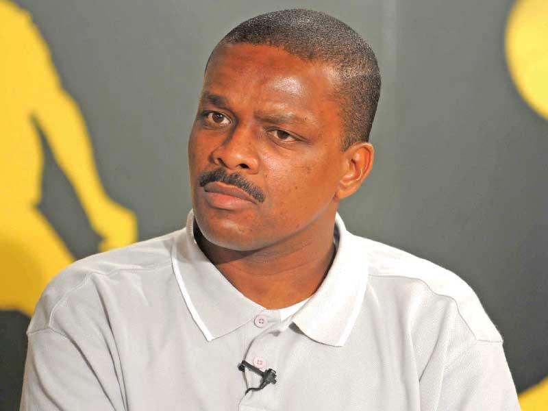 عضو مجلس إدارة نادي كاظمة رئيس جهاز كرة القدم فواز بخيت