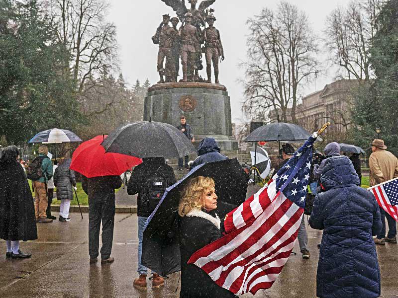 تجمع احتجاجي لأنصار ترامب في واشنطن أمس الأول (أ ف ب)