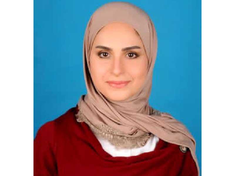 الكاتبة دانة النوري 