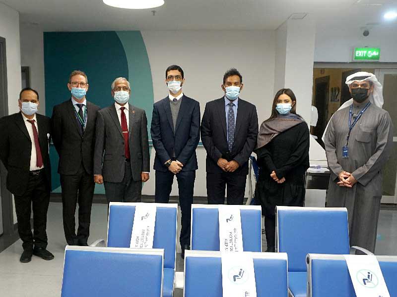 جانب من زيارة سفير سيريلانكا لمستشفيات «ضمان»