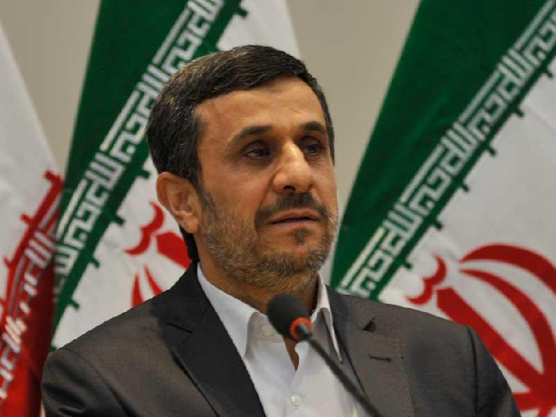 الرئيس الإيراني السابق محمود أحمدي نجاد