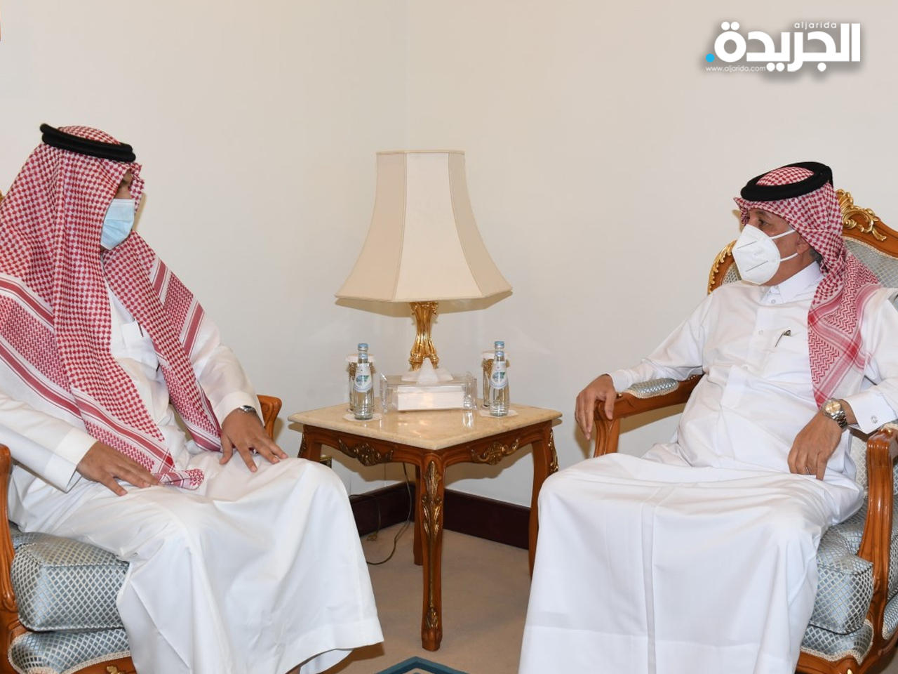 وزير الشؤون الخارجية القطري سلطان المريخي والقائم بالأعمال بالسفارة السعودية علي القحطاني