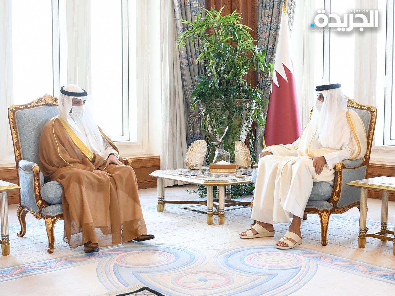 الشيخ تميم بن حمد خلال استقباله رئيس مجلس الأمة الكويتي مرزوق الغانم أمس