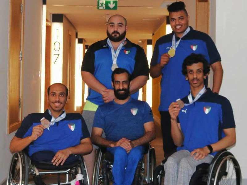 صورة جماعية لأبطال الكويت 