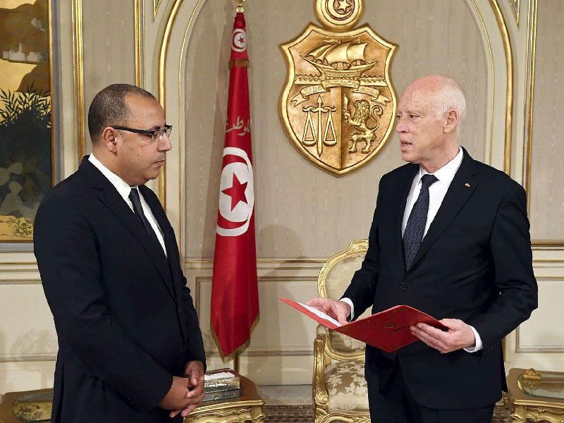 رئيس الحكومة التونسية هشام المشيشي و رئيس الجمهورية قيس سعيد 
