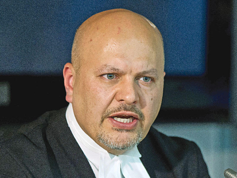 الحقوقي البريطاني كريم خان 