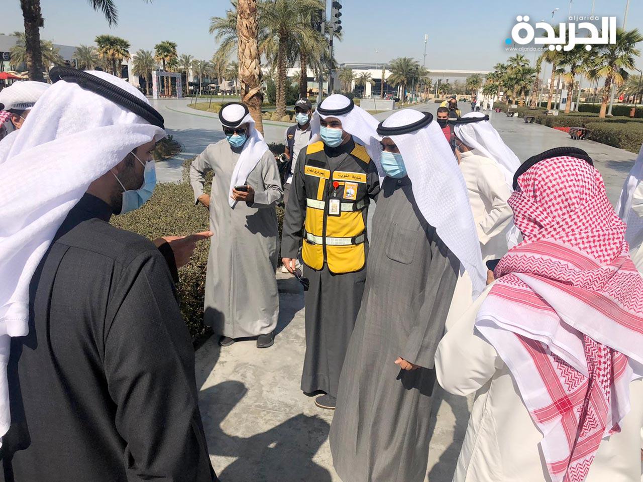 المدير العام للبلدية أحمد المنفوحي خلال الجولة