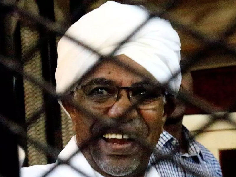 الرئيس المعزول عمر البشير