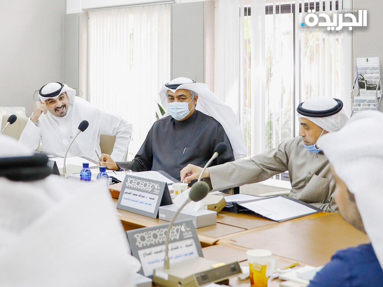 لجنة الشؤون التشريعية والقانونية