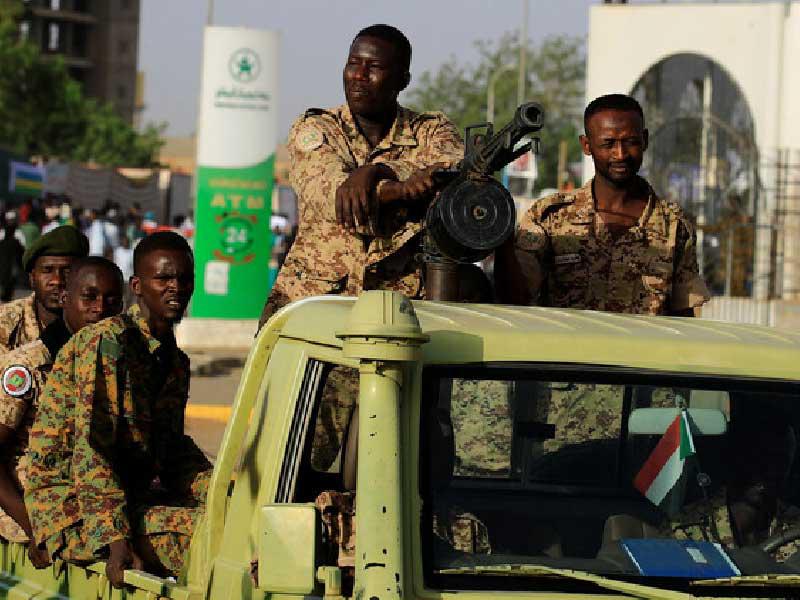 تحالف قوى الحرية والتغيير يرفض تولي قادة عسكريين حكم الولايات 