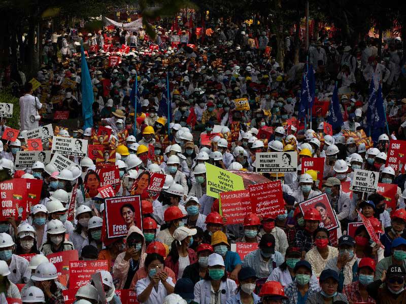 «قراصنة بورما» يتحدّون الجيش إلكترونياًn