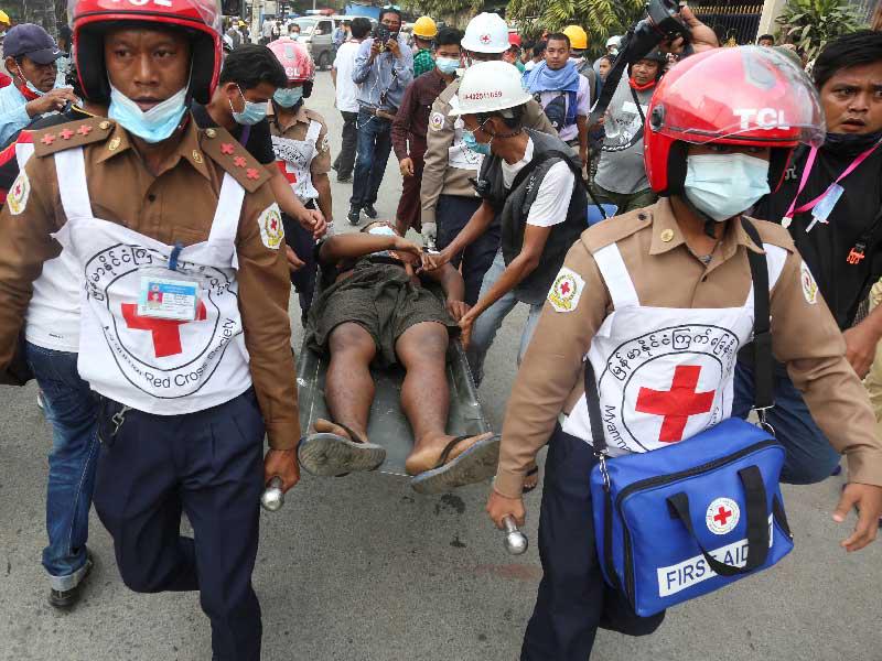  تظاهرات ضد انقلاب العسكر في ماندالاي