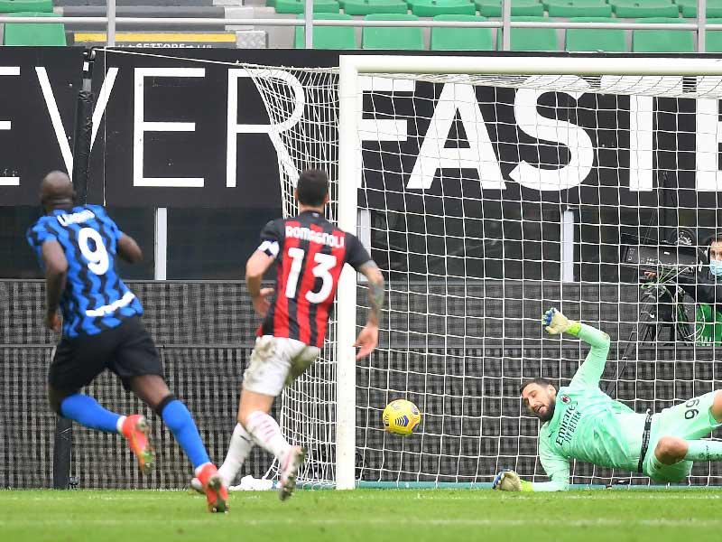 لوكاكو نجم الإنتر يحرز الهدف الثالث