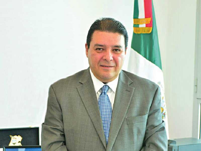 سفير المكسيك لدى الكويت ميغيل انخيل ايسيدرو