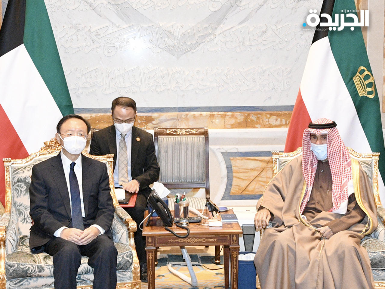 سمو الأمير مستقبلاً رئيس مكتب الشؤون الخارجية في الحزب الشيوعي الصيني الحاكم