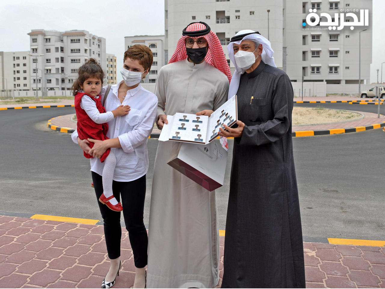 معرفي سلم المواطنين مفاتيح شققهم الحكومية