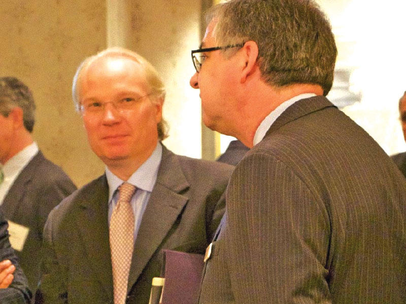 جولة خليجية للمبعوث الأميركي إلى اليمن تيم ليندركينغ 