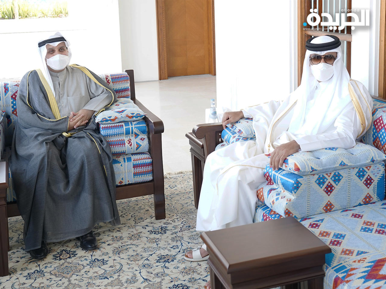  أمير قطر مستقبلاً وزير الدفاع الشيخ حمد الجابر